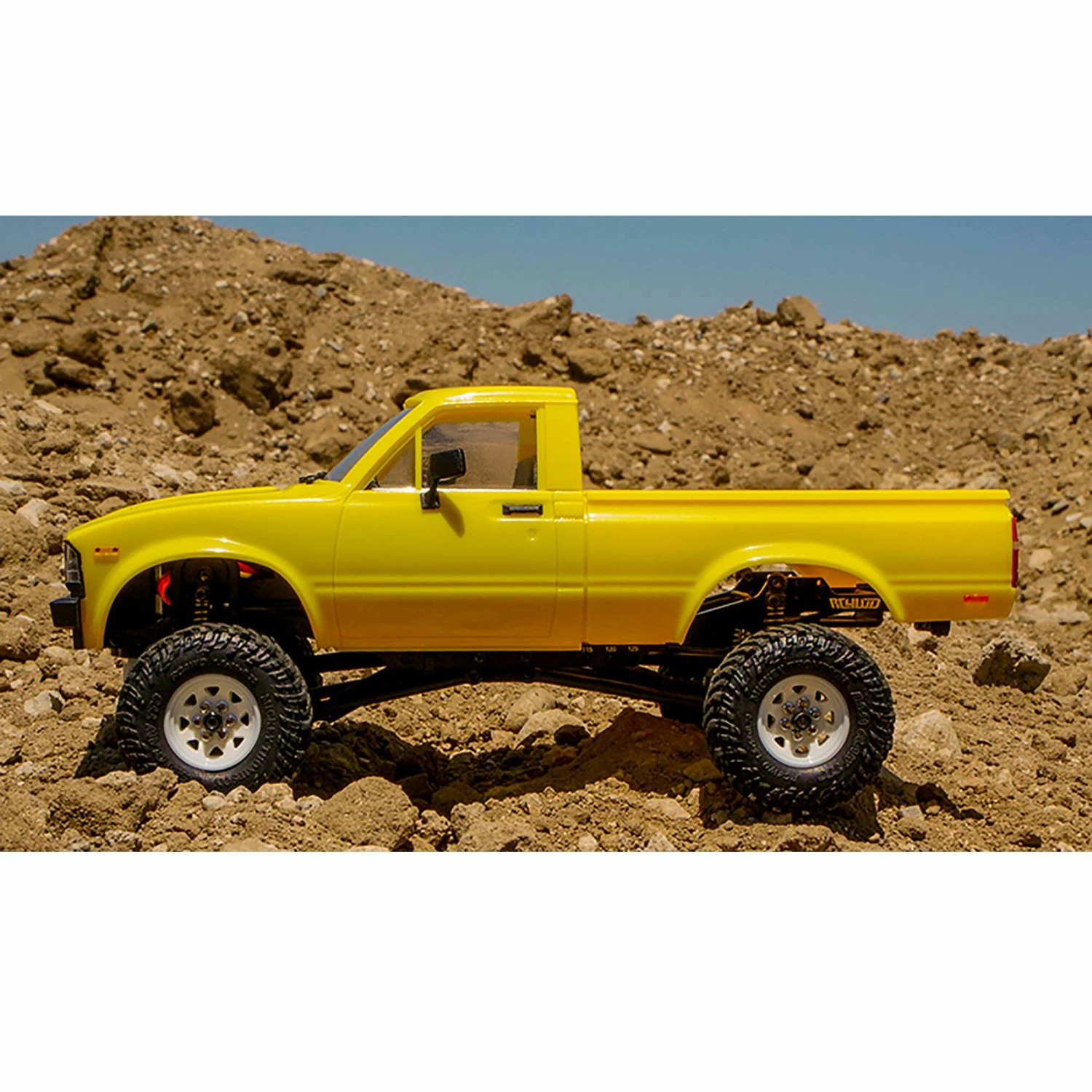 RC4WD 1/24 Trail Finder 2 4WD with Mojave II Hard Body RTR, Yellow 3 RC4WD 1/24 Trail Finder 2 4WD with Mojave II Hard Body RTR, Yellow - Image 3
