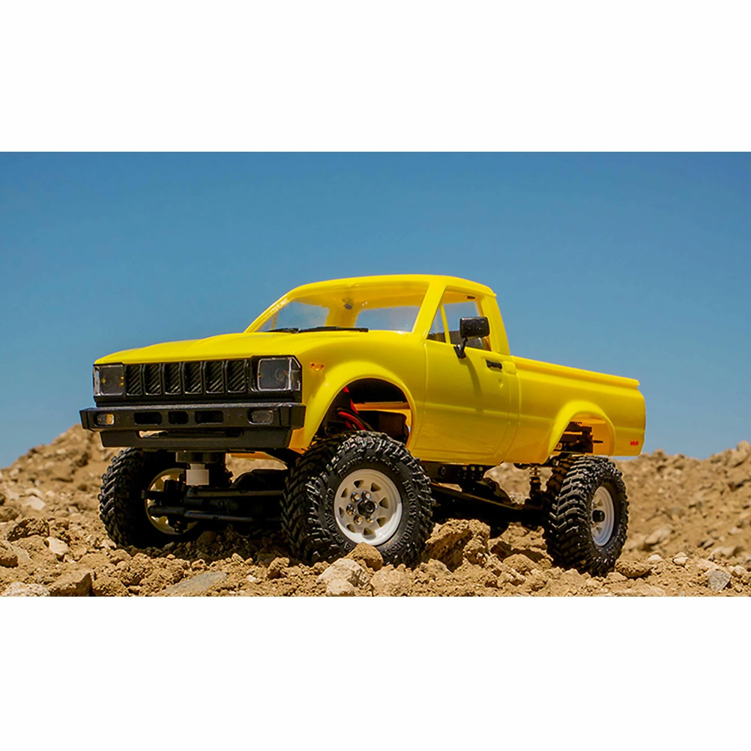 RC4WD 1/24 Trail Finder 2 4WD with Mojave II Hard Body RTR, Yellow 4 RC4WD 1/24 Trail Finder 2 4WD with Mojave II Hard Body RTR, Yellow - Image 4